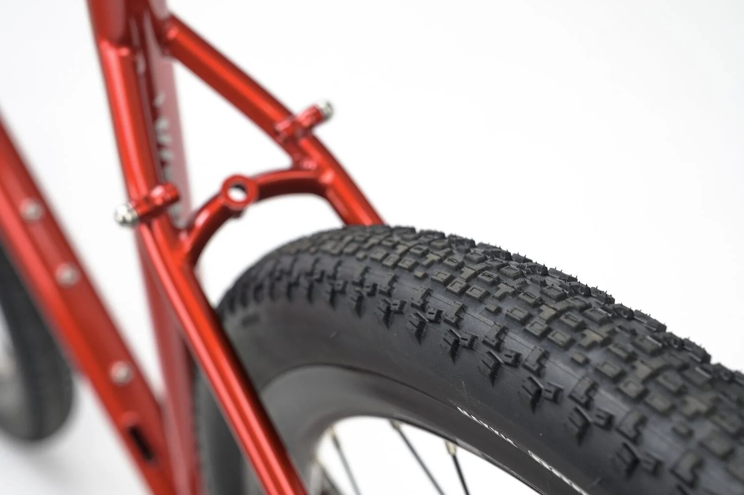 2025 Genesis Croix De Fer 10 Flat Bar Gravel Bike - Image 14