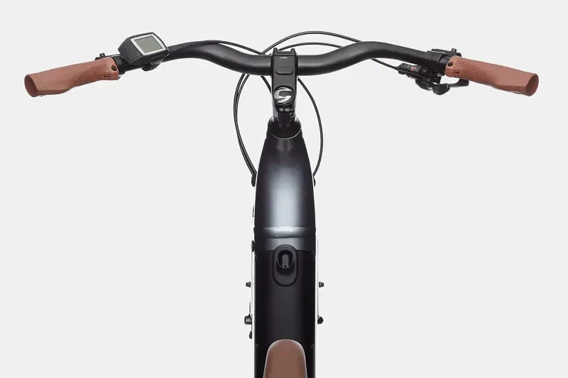 Cannondale Adventure Neo 4 Electric Hybrid Bike - Image 4